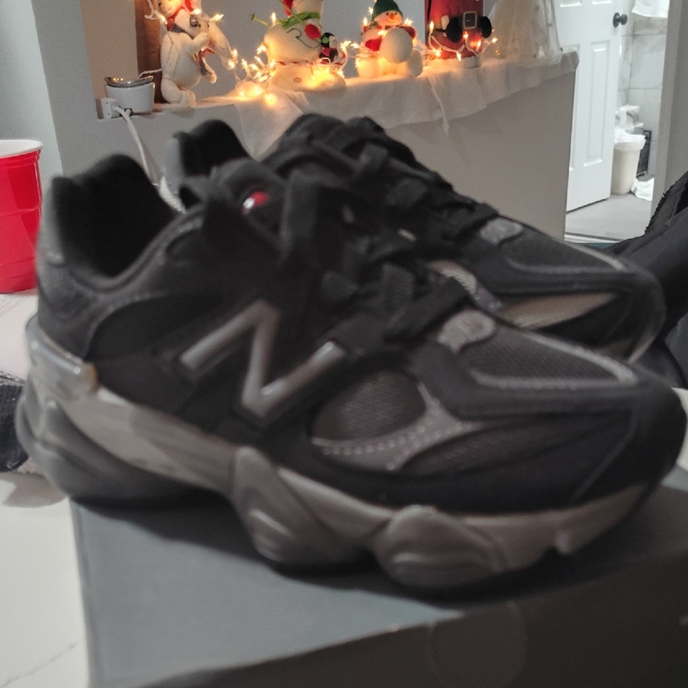 New Balance Kids' Black and Gray Sneakers